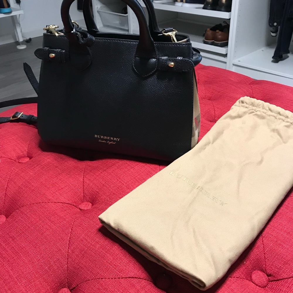 Burberry small Banner tote, Authentic